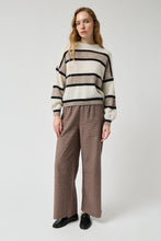 Load image into Gallery viewer, AMT Briox Sweater