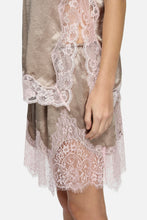 Load image into Gallery viewer, Blanca Lily Skirt