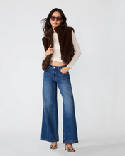 Load image into Gallery viewer, Steve Madden Luxie Vest