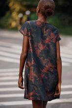 Load image into Gallery viewer, Hutch Spade Dress
