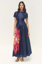 Load image into Gallery viewer, Hutch Atley Dress
