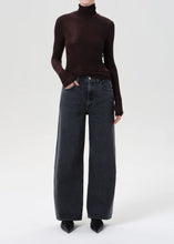 Load image into Gallery viewer, AGOLDE Low Curve Jean in Symbolic
