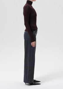 AGOLDE Low Curve Jean in Symbolic