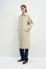 Load image into Gallery viewer, Rue Sophie Olyne Coat
