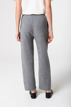 Load image into Gallery viewer, Laolao Studios Zoe Sweatpants in Black
