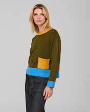 Load image into Gallery viewer, Boom Shankar Poet Jumper
