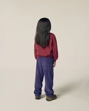 Load image into Gallery viewer, The Campamento Big Blue Daisy Sweatshirt
