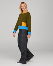 Load image into Gallery viewer, Boom Shankar Poet Jumper
