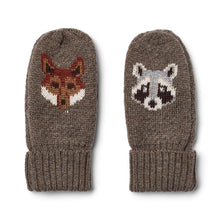 Load image into Gallery viewer, Wheat Towsi Mittens
