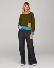 Load image into Gallery viewer, Boom Shankar Poet Jumper
