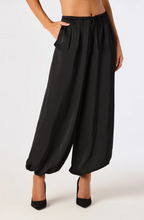Load image into Gallery viewer, ASTR Airen Pants
